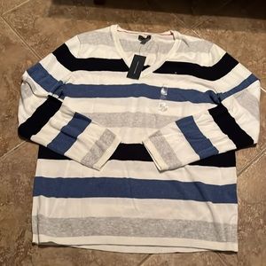NWT Women’s Tommy Hilfiger Sweater XXL